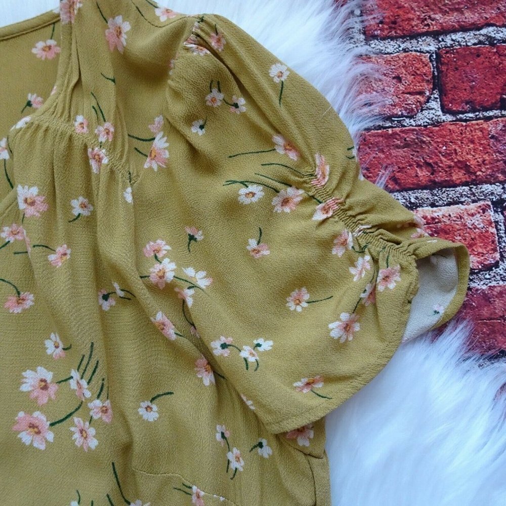 American Eagle Women's Dress V-Neck Floral Bohemian Short Shirred Casual Size M - Picture 9 of 12